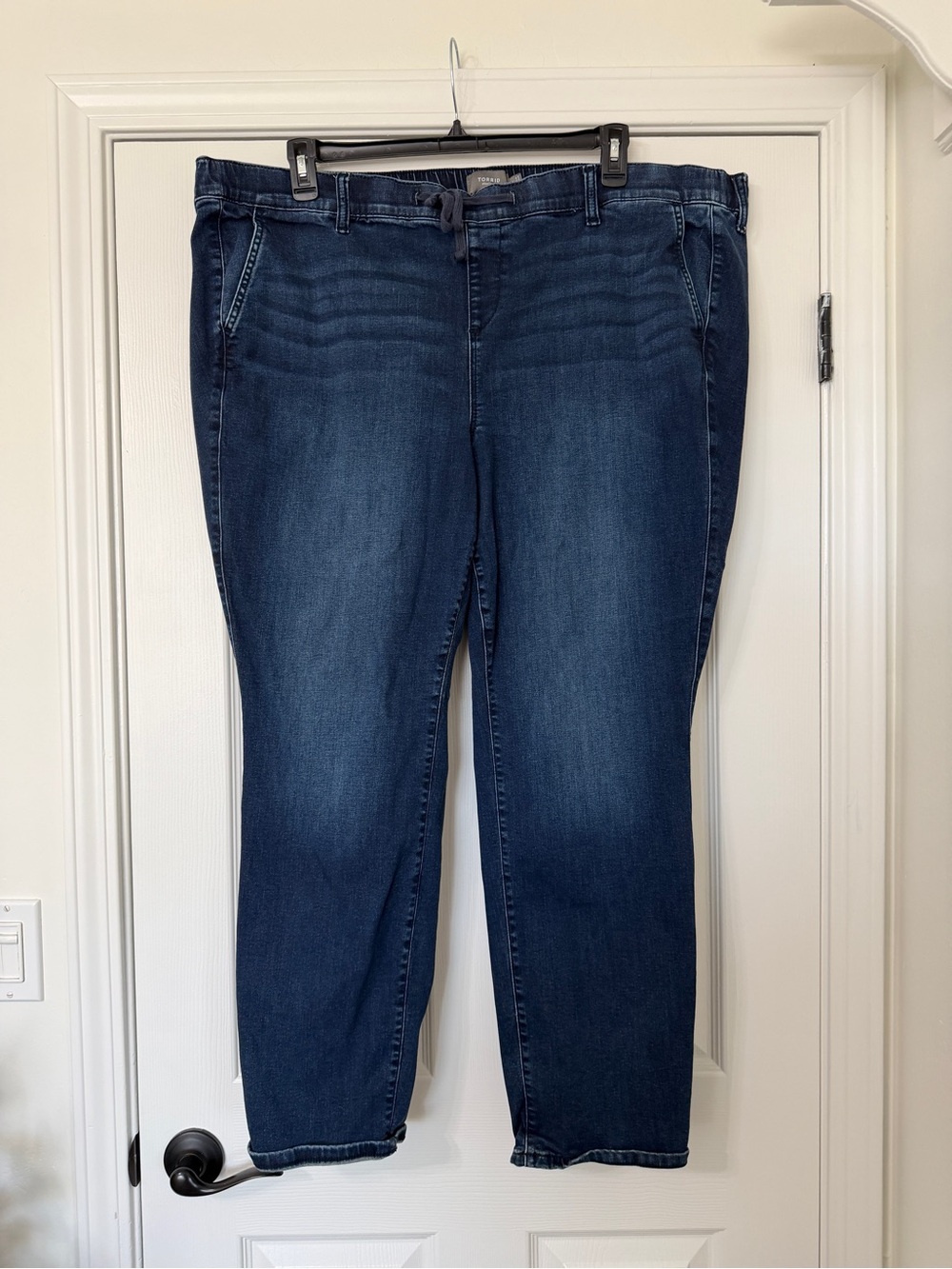 Torrid Sz 3 Weekend Boyfriend Straight Jeans